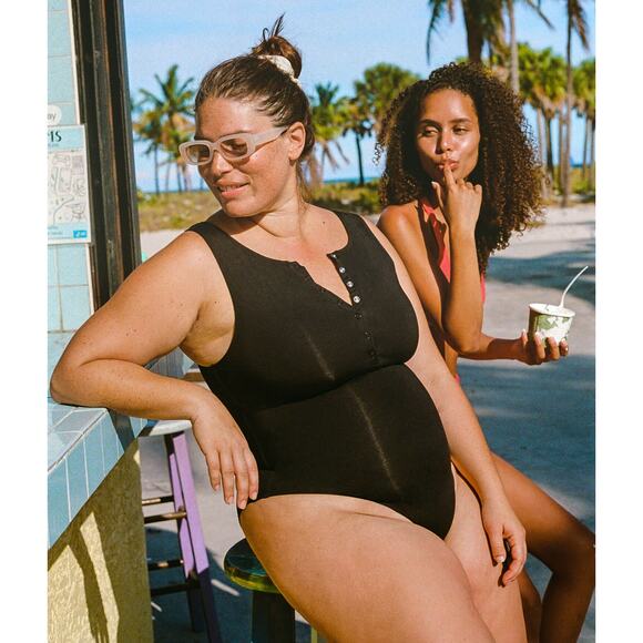 Andie Swim Eco Nylon The Malibu One Piece in Black S NWT - Picture 3 of 7
